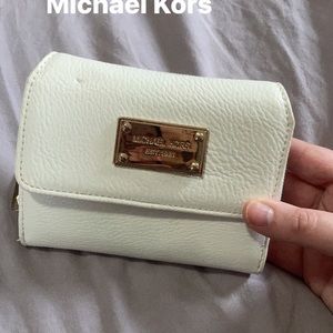 Never Used Michael Kors mini wallet